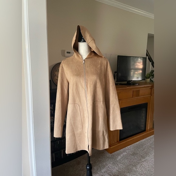Zara faux suede zip up hooded jacket size M fall closet staple warm outdoors - Picture 2 of 9